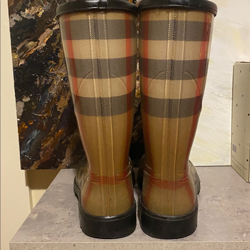 Burberry Rain Boots - Picture 7 of 10